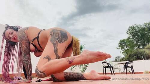 Hipnotika Bodymod – 04 02 2021 2024381813 – So Do You Like It I Love It Whos Tipping This Little Fox To Make Her Wag Her Tail 1080p - Cover