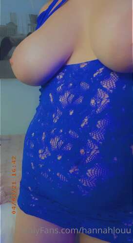 Hannahlouu – 03 04 2021 2072363583 – Do We Like The Dress 1232p - Cover