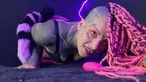 Hipnotika Bodymod – 15 07 2021 2163754001 – Whos Spoiling This Little Pet Today 1080p - Cover