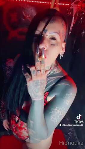 Hipnotika Bodymod – 06 04 2022 2416536174 – Want To Be My Slave. 848p - Cover