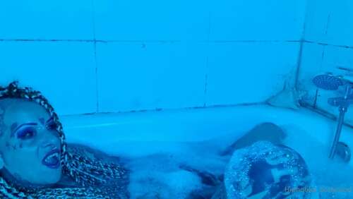 Hipnotika Bodymod – 18 11 2021 2277933263 – In The Bath Tub Playing And Relaxing. And Making You Hard For Me…. En La Ba E 1080p - Cover