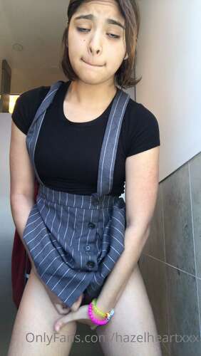 Hazelheartxxx – 2021 06 27 2146905918 – Going To The Mall Today I Found This Video From A Outf 1920p - Cover