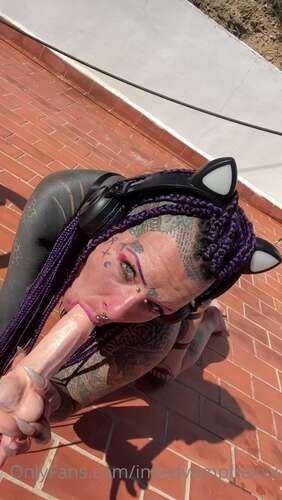 Hipnotika Bodymod – 22 02 2021 2038396074 – Your Pet With Her Toy. Mascota Y Su Juguete 1920p - Cover