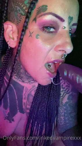 Hipnotika Bodymod – 05 03 2021 2047412423 – Playing With My Purple Toy Jugando Conmi Polla Lila 1920p - Cover