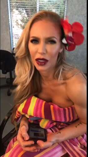 Hollyrandall – 30 11 2018 16647269 – Behind The Scenes Of My Shoot With The Incredible 720p - Cover