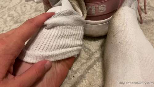 Ivorysoles – 13 09 2021 2219243284 – Sweaty And Smelly After My Workout Today. I M Going To Keep Working On Them And Sell The 1080p - Cover