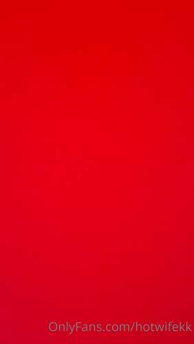 Hotwifekk – 19 06 2021 2139977887 – Just Wanted To Post This Funny Part Of The Most Recent Gloryhole When The Guys Cum Hit My 1920p - Cover