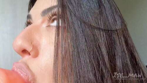 Ise Mah – 17 05 2021 2111779252 – Boquetinho No Consolo.. Dildo Blowjob 1080p - Cover