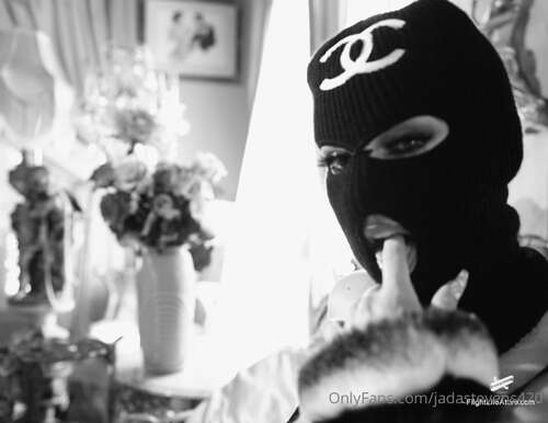 Jadastevens420 – 15 10 2021 2247519425 – Baby Thug 1080p - Cover