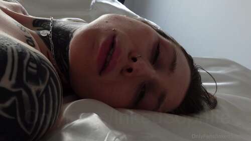 Inkedsophiie – 07 07 2023 2807056071 – Hello Um Jede Woche Ein Gratis Video Zu Bekommen Musst Du Deine Automatische Aboerneuerung An 1080p - Cover