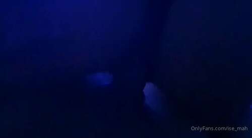 Ise Mah – 18 01 2021 2011662847 – Esquentando Minha Buceta Molhada 352p - Cover