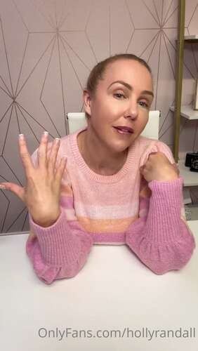 Hollyrandall – 21 08 2023 2987815716 – It S Almost My Birthday Can You Believe I M Turning 1920p - Cover