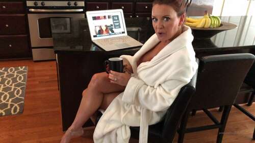 Janetmasonxxx – 12 10 2019 70562688 – Saturday Morning Member Greeting Video Naked Under A Plush Milfy Robe… 1080p - Cover