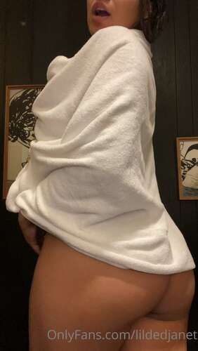 Lildedjanet – 04 05 2021 2100588043 – Just Got Out The Shower 1920p - Cover