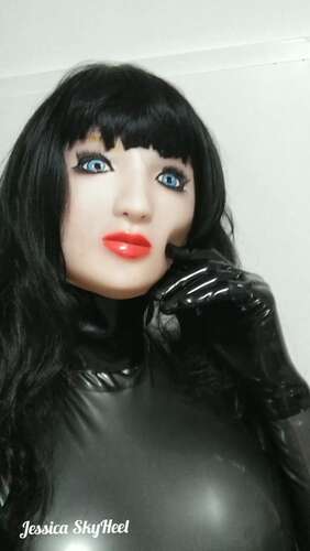 Jessicaskyheel – 26 09 2020 966121331 – Sweet Latexdoll. Finally I Can Wear My Gray Latex Catsuit Again After My Big Repair. 1920p - Cover