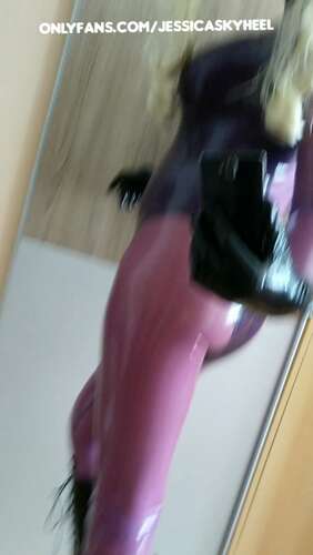 Jessicaskyheel – 06 06 2020 399773521 – En Today I Am Searing My Purple Transparent Catsuit De Heute Trage Ich Mein Lila Transpa 1920p - Cover