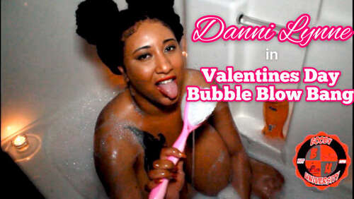 FinnysPlayhouse – Danni Lynnes Bubble Bath Blow Bang 750p - Cover