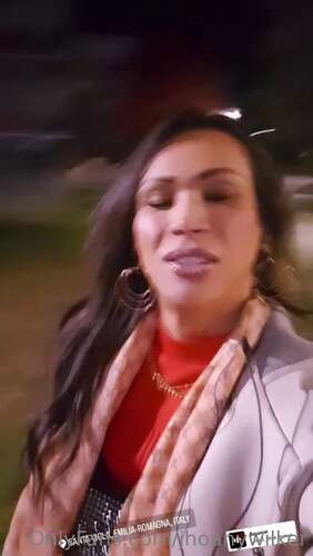 Jhoanywilker – 25 11 2022 2693605648 – Um Poco De Mim Aqui En Bologna Meus 11 1280p - Cover