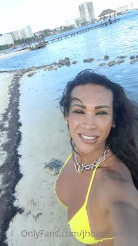 Jhoanywilker – 21 05 2021 2114780531 – Um Dia Delicioso De Sol En Cancun 2 1920p - Cover