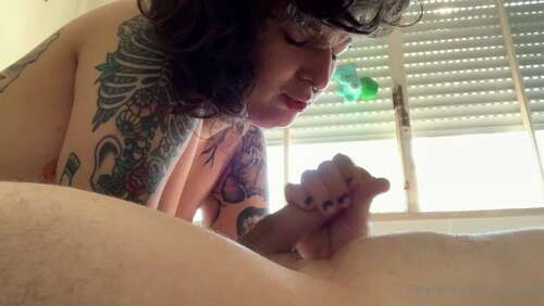 Julh4 – 2020 05 09 302074528 – Today U Guys Are Gonna Love Me I Ll Be Posting My We 1080p - Cover