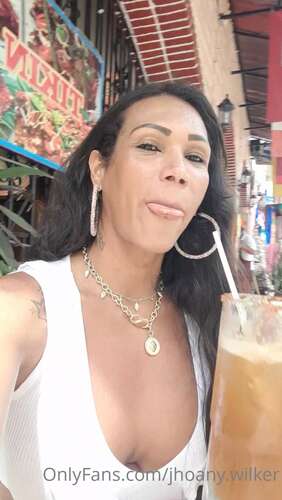 Jhoanywilker – 22 05 2021 2115886191 – Oi Meus Amores Vamos Tomar Uma Cervinja Juntos 6 1920p - Cover