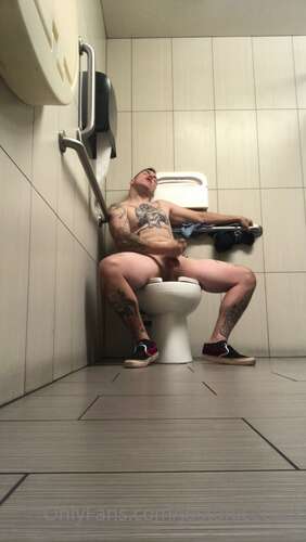 Justanicecock – 19 07 2021 2167873138 7 Mins Of Me Stroking My Big Cock In The Local Smith S Bathroom Finished With A 1920p - Cover