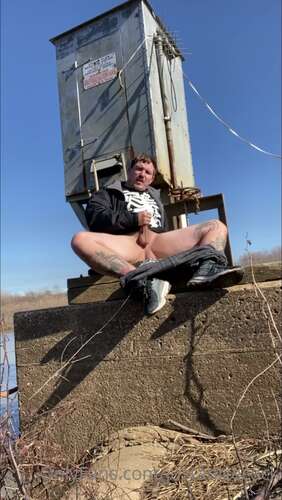 Justanicecock – 03 01 2023 2732292433 – Jerking It On A Icy River 1918p - Cover