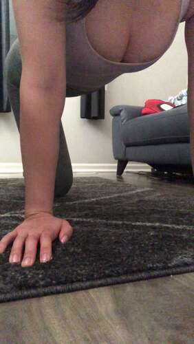 Kaedialang – 2020 04 03 29194464 – Went Out For A Light Walk Before Doing My At Home Workout I Decided To Film A Small Se 1920p - Cover