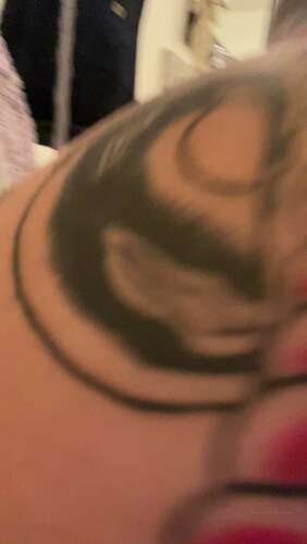 Kimberlychixxx – 15 03 2020 179181568 – Who Needs Toi Let Paper Bby When You Can Just Use Your Tongue Or I Can My Bidet 3072p - Cover