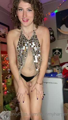 Kymmyharper – 23 01 2022 2339514609 – New Sparkles From Kymmy Do You Like How My Boobies Peak Through This Top 1920p - Cover