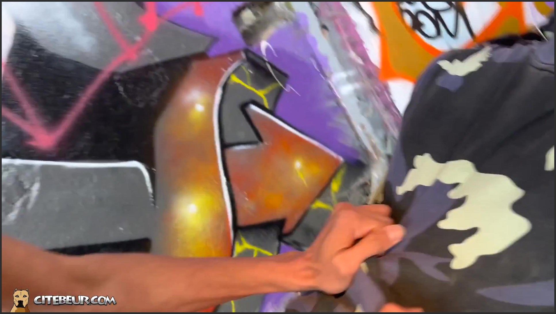 [CiteBeur.com] Help me boss, my holes are on fire - Caillera XXL, Kevin The Bogoss [1080p]