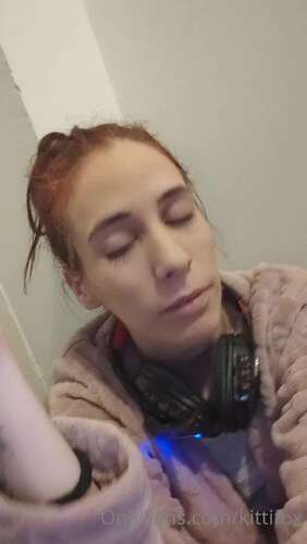 Kittifox – 08 04 2022 2418400578 – Csodasz P Reggelt K V Nok Mindenkinek Sajnos Viharos Az Id De L Ssuk Mindenben A J T Ki Mit C 1280p - Cover