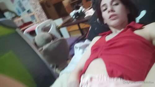 Kittifox – 18 03 2022 2396073459 – Hmmmm 720p - Cover