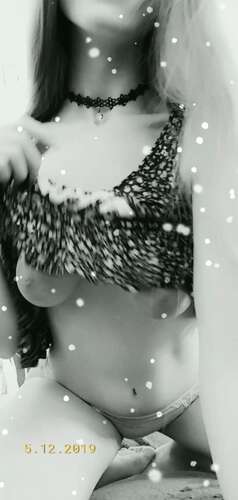 Laceybloom – 06 12 2019 99200102 – Stick Out Your Tongue 2288p - Cover