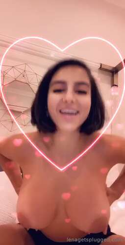 Lenatheplugxxx – 21 01 2020 19505548 – And The January Ra 960p - Cover