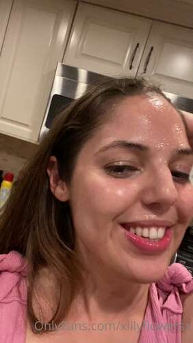 Xlilyflowersx – 2021 12 03 2280394437 – Behind The Scenes After A Blow Job With Cum On My Face – 1920p - Cover