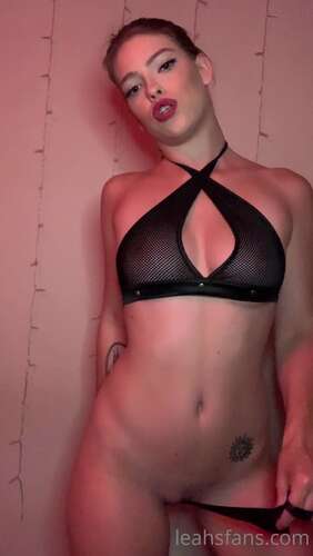 Kodakswisher – 21 05 2020 343340720 – Dancing Around In My Sexy Outfit As I Strip Out Of It 1920p - Cover