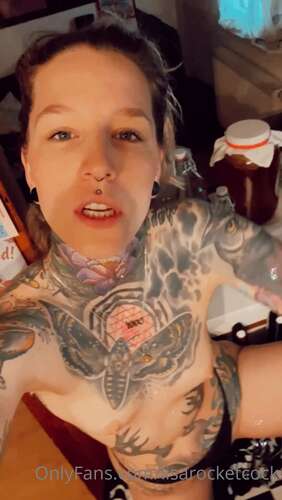 Lisarocketcock – 03 06 2021 2126441733 – Moinii 1920p - Cover