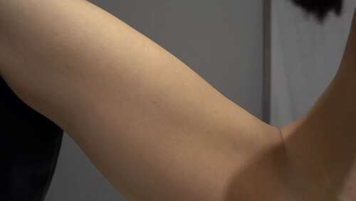 Littlesubgirl – 16 10 2021 76404634 – Fucking And Squirting In Busy Public Bathroom 1080p - Cover