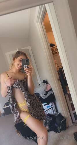 Livvalittle – 07 06 2022 2452676811 – Pov You Pick Me Up For A Date In This Check Your Inbox To See What Happens Next 1232p - Cover