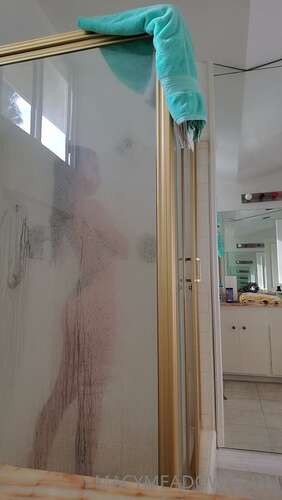 Macymeadows – 28 04 2022 2438555892 – I Got Locked Out Of My Account Here S Some Videos From On Set 1920p - Cover