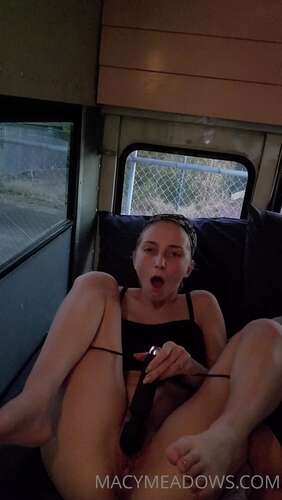 Macymeadows – 09 12 2021 2296715289 – Happy Wednesday 1920p - Cover