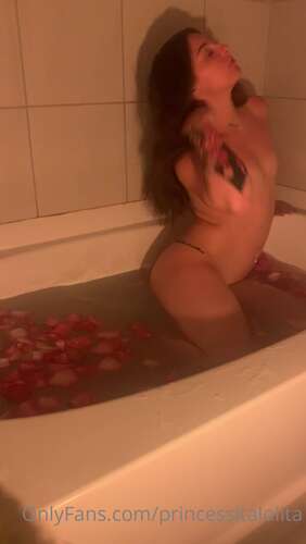 U30334131 – – 01 05 2020 274561325 500 Fans Already Thank You Guys So Much For The Love And Support Here S A Sweet Video Of Me 1920p - Cover