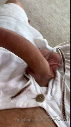 Lutrosworld – 28 09 2022 2446938004 – The Sun Wakes Up My Snake… I Ll Take A 720p - Cover