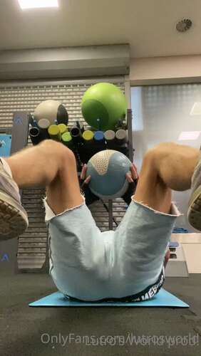 Lutrosworld – 15 02 2023 2446931927 1920p - Cover