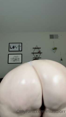 Miaadiorr – 03 09 2021 2210716122 – Rate My Twerking Ass Clapping Skills 1920p - Cover