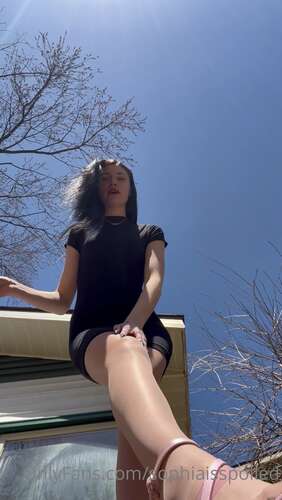 Sophiaisspoiled – 04 05 2022 2444773859 – New Clip Pay My Rent Or I Might Decide To Tell All Your Neighbors How Much Of A Pathetic 1920p - Cover