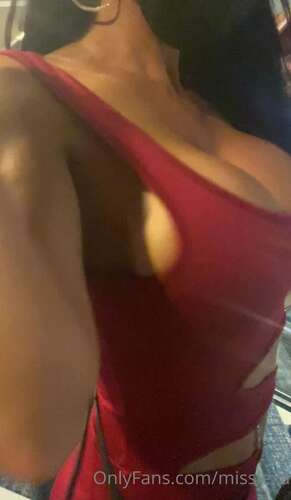 Misslexa – 01 10 2021 2235678383 – After A Few Drinks I Get Naughty In Public 1858p - Cover