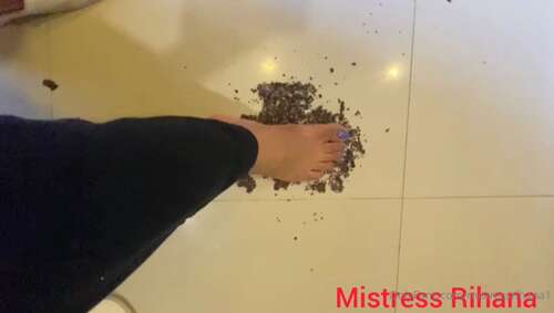 Mistressrihana1 – 22 07 2022 2531173117 – Part 2 Crushing The Biscuits With My Beautiful And Sexy Feet 1080p - Cover