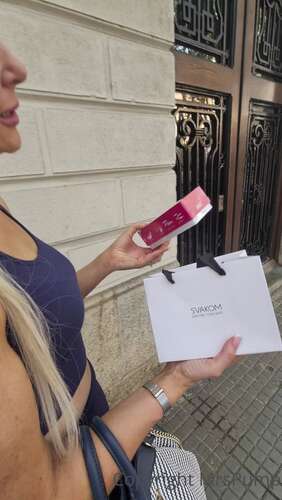 Mrspump – 17 10 2022 2643419882 – Doing A Little Shopping In Palma Today It Can Be Controlled From Anywhere In The World 1920p - Cover